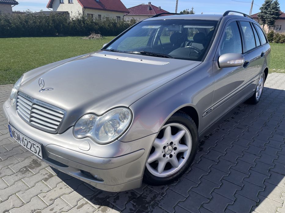 Mercedes Benz C klasa 220 Cdi 2003 rok