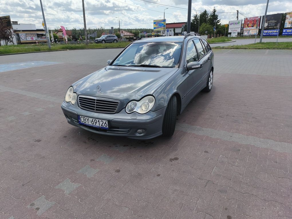 Sprzedam Mercedes C klasa W203 automat