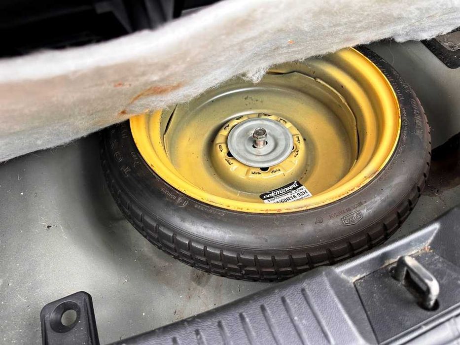 Mazda 5 минивен/7 мест