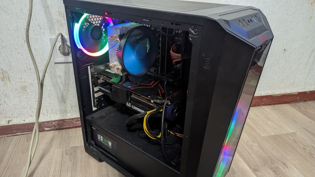 ПК I5 8600K gtx 1070 ti 16gb ddr4 m2 ssd 256gb 500gb hdd