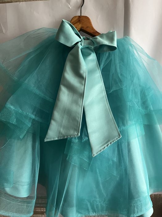 Випускна, святкова сукня для  дівчинки