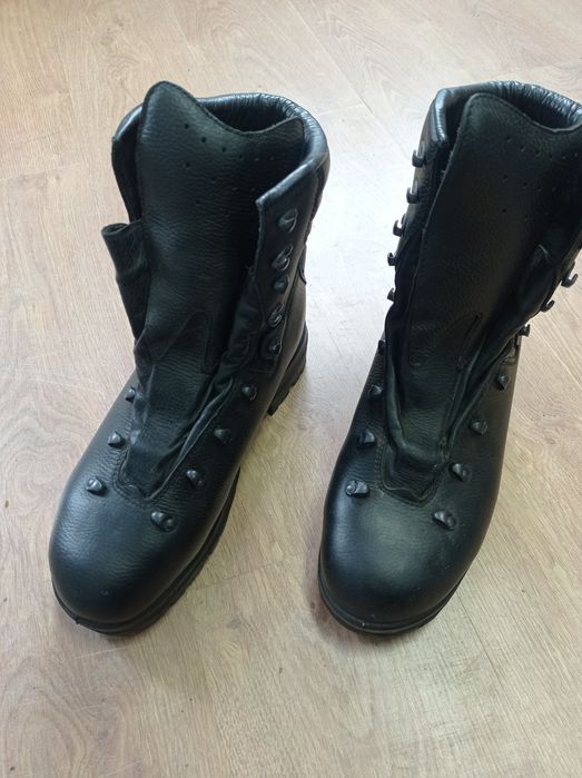 Buty wojskowe wz. 933 r. 28