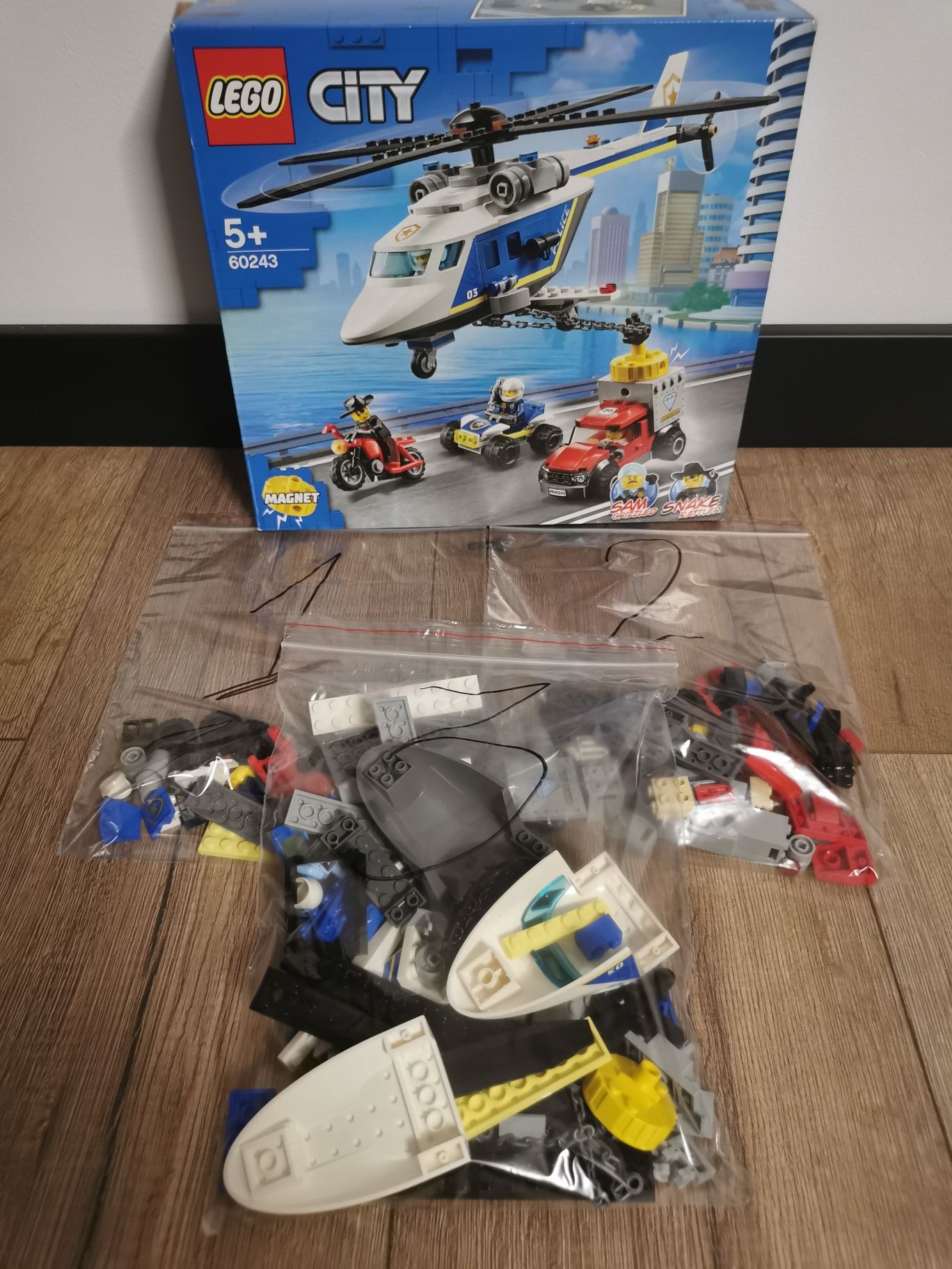 Lego city 60243 Pościg helikopterem policyjnym