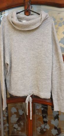 Продам свитер серого цвета