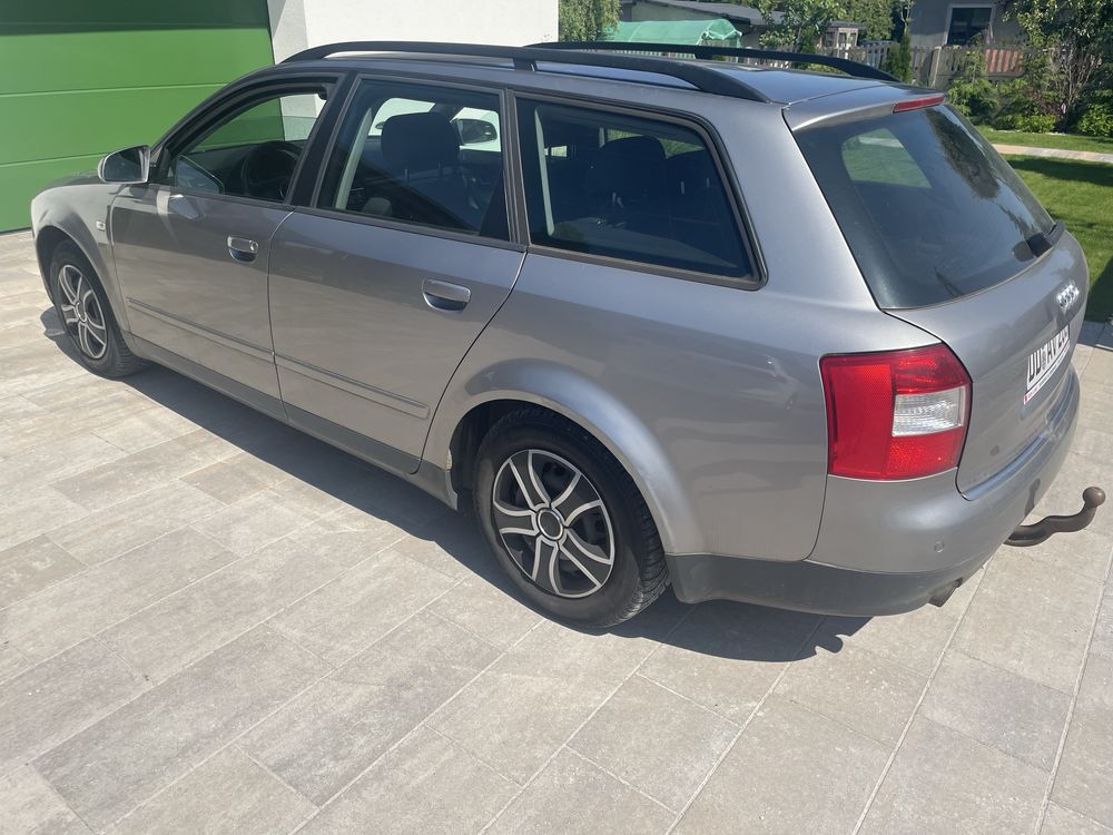 Audi A4 1.6 MPI 200 tyś km-sewisowany