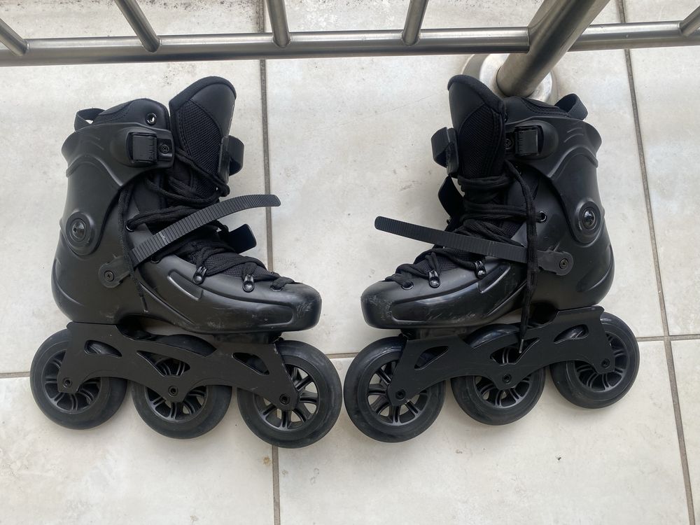 Rolki do jazdy freeskate FR FR3 310 - Czarne