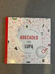 Abecadło pod lupą, książka dla dzieci