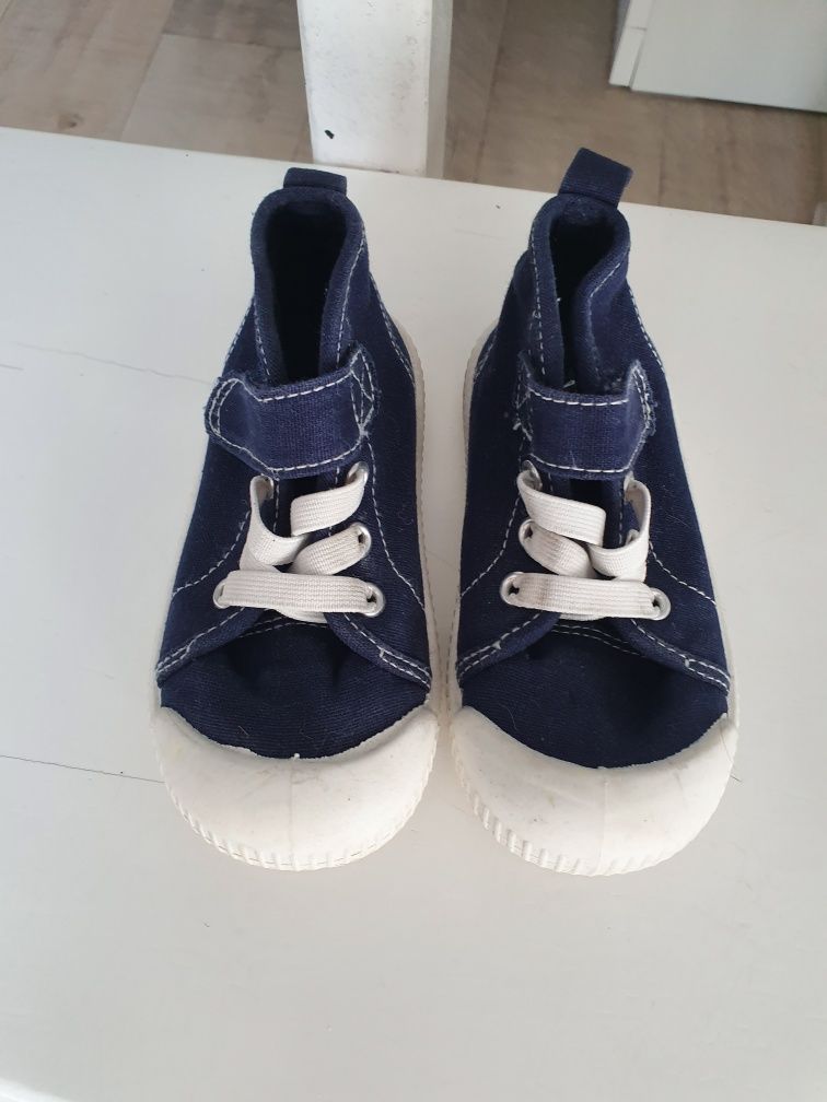 Buty chłopięce Trampki H&M r.23