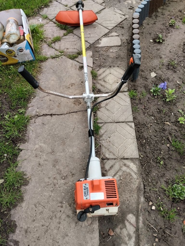 Kosa spalinowa sthil fs180