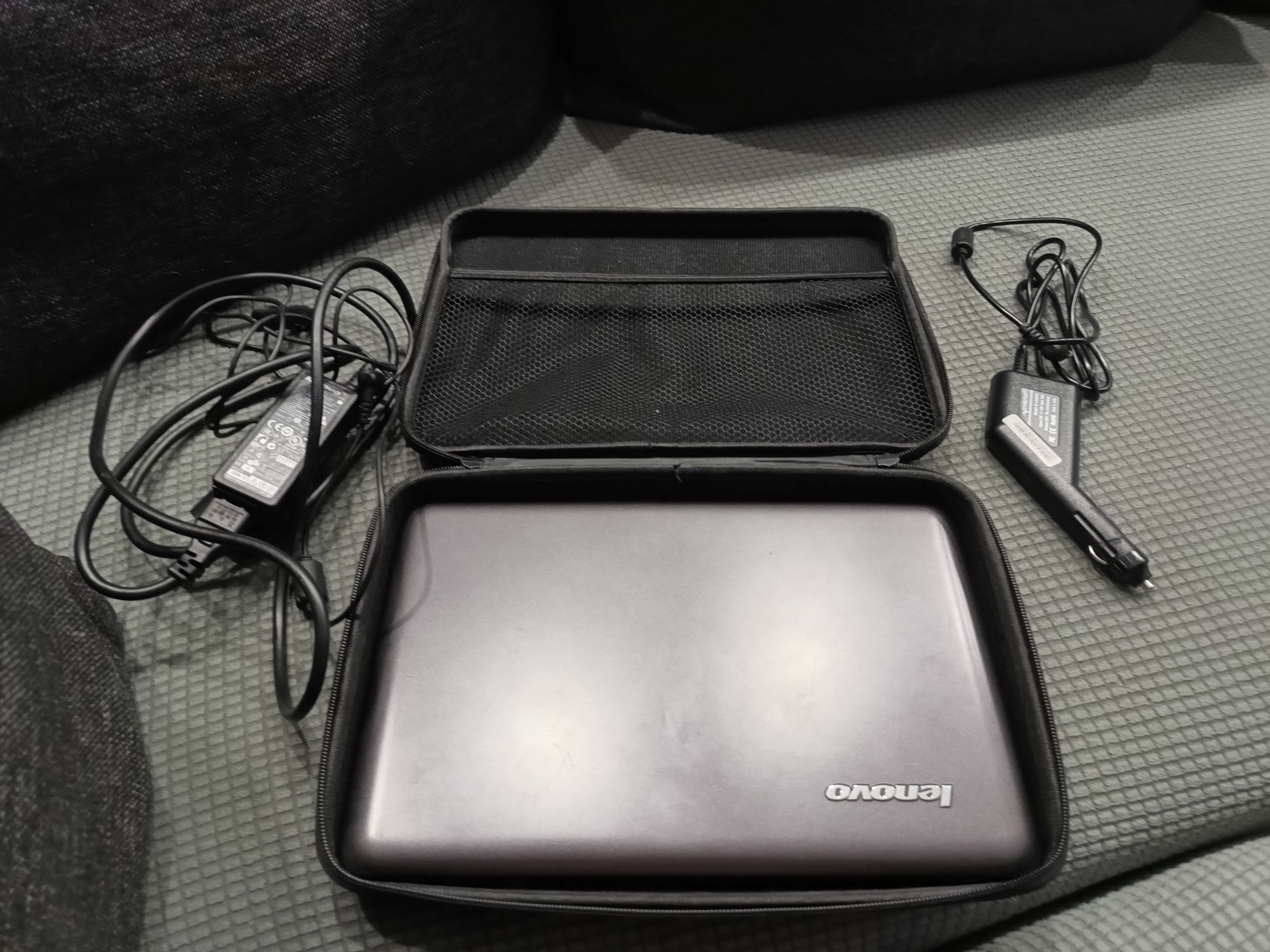 Sprzedam notebooka Lenovo