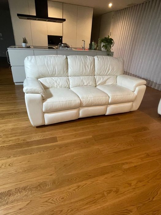 Venden-se Sofá Retratil !!