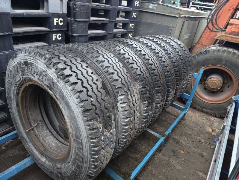 Opona z demobilu wojskowego 8.25 r20