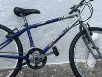 Bicicleta usado mas em bom estado