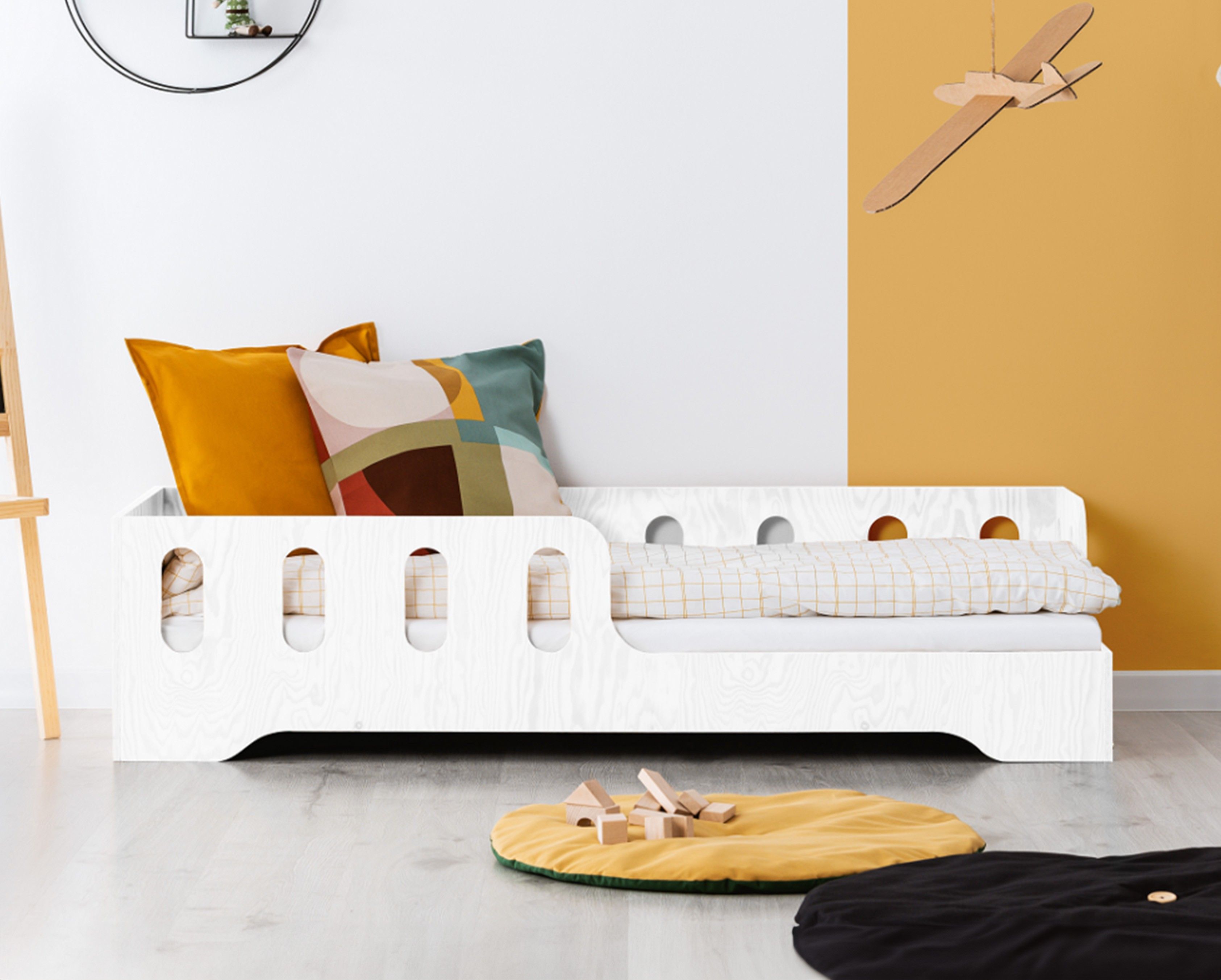 Łóżko dziecięce podłogowe KIKI 1 90x200 ADEKO +dostępne inne wymiary
