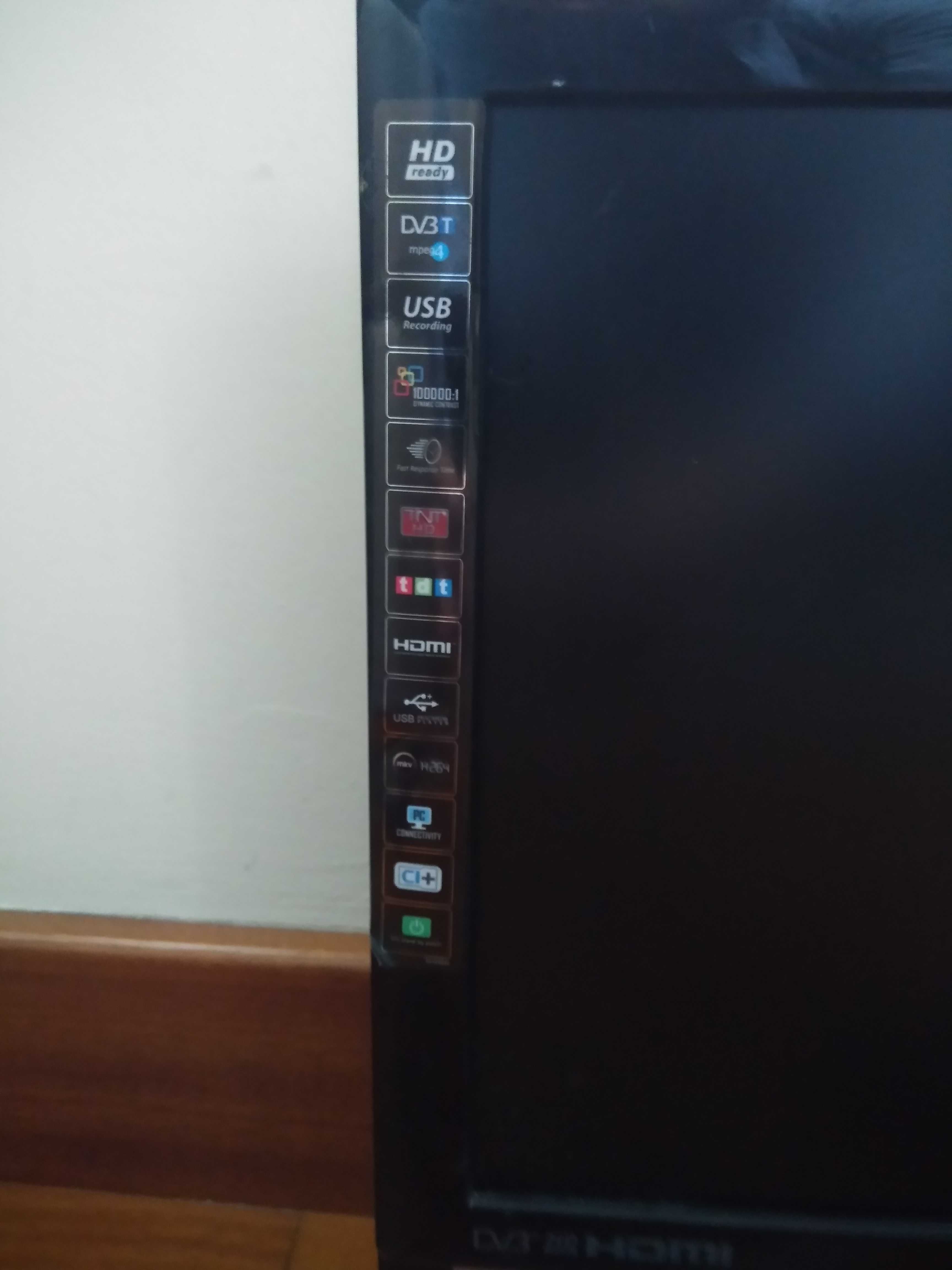 TV HDMI USB - Schneider - Avariada