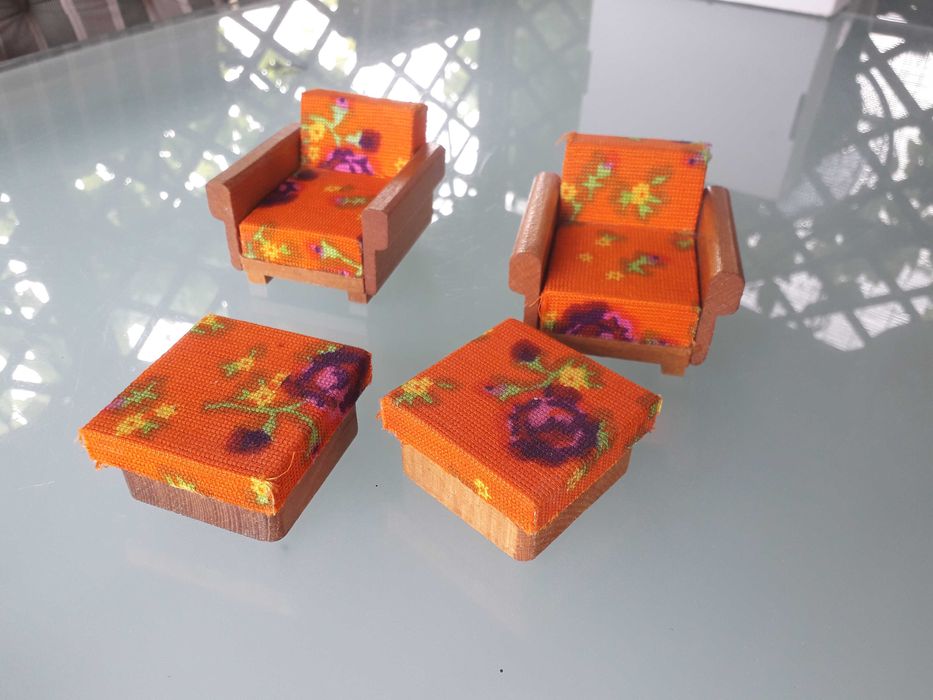 Mebelki dla lalek zestaw wypoczynkowy.