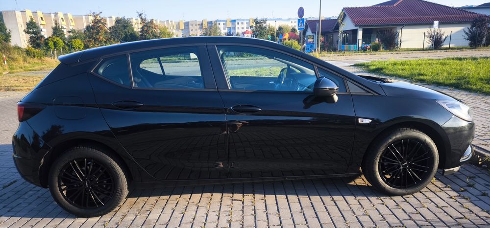 Opel Astra K 1.0 benzyna, niski przebieg