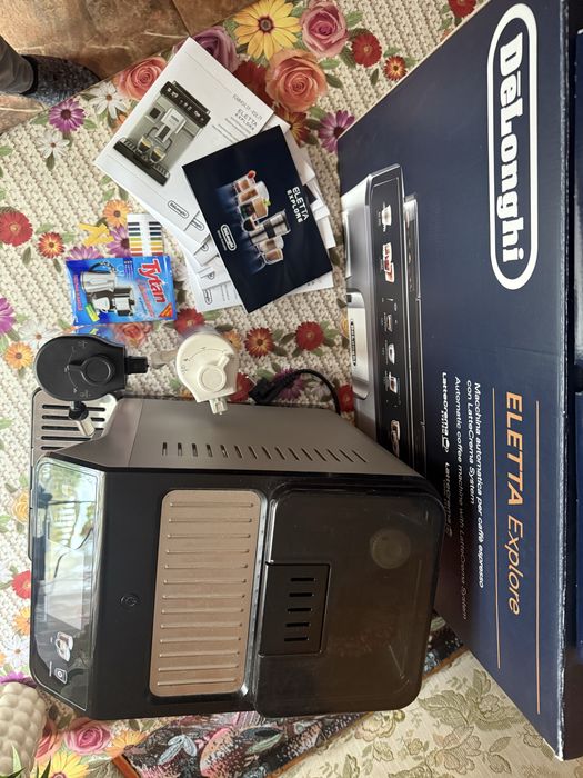 Ekspres DeLonghi Eletta Explore ECAM450.55S /bdb-stan/ + akcesoria