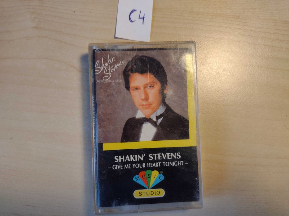 Kaseta Shakin Stevens Give me your heart tonight