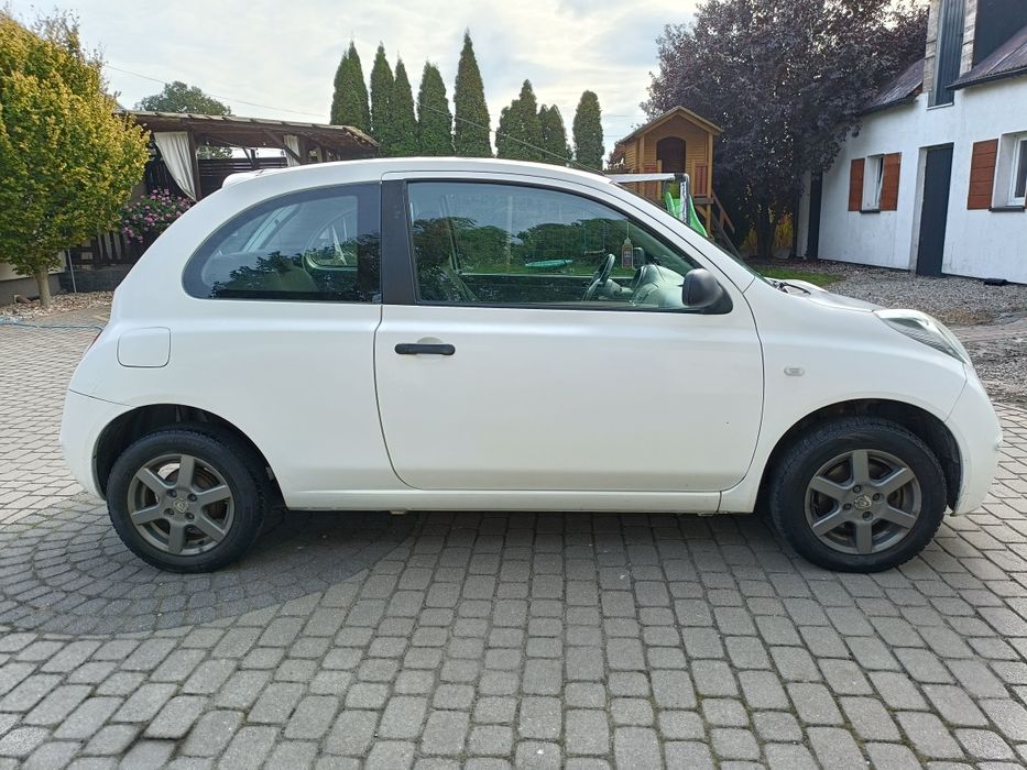 Nissan Micra 1.2 benz. 2009r.