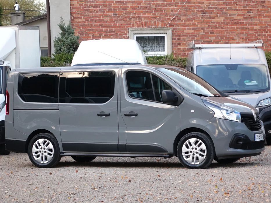 Renault Trafic Spaceclass Kamper :)