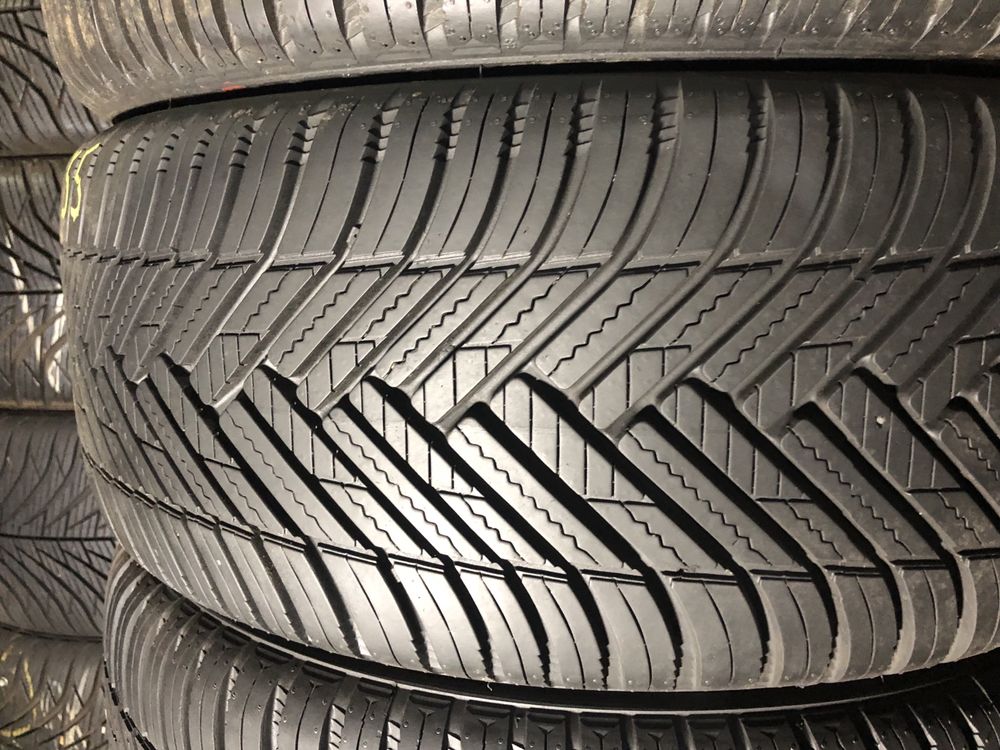 Шины б/у всесезонные 225/55 17 Hankook kinergy 4s gen 2