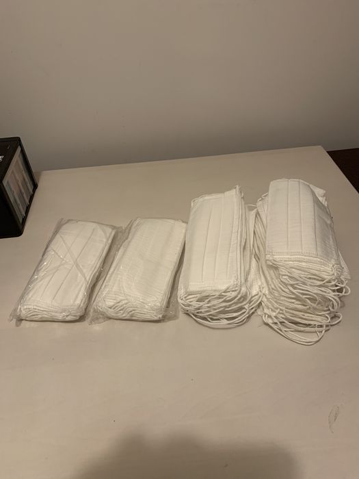 Maseczki bawełniane czarne i białe 133 szt