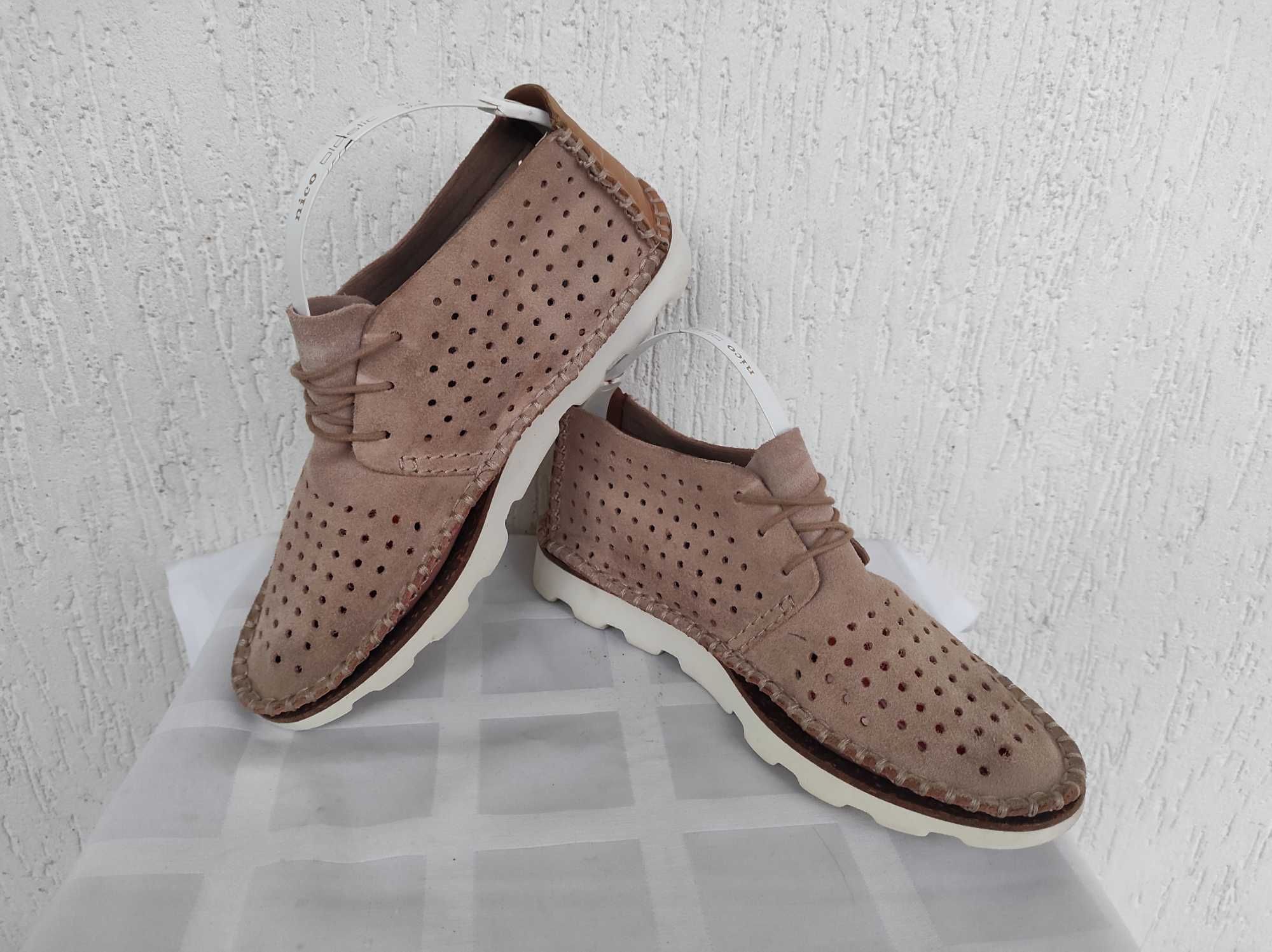 Стильние,суперлегенькие замшевие мокасини Clarks narrative р.36