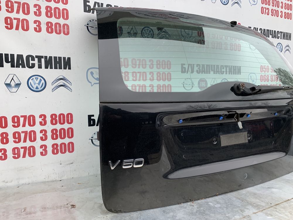 Кришка багажника ляда Volvo V50