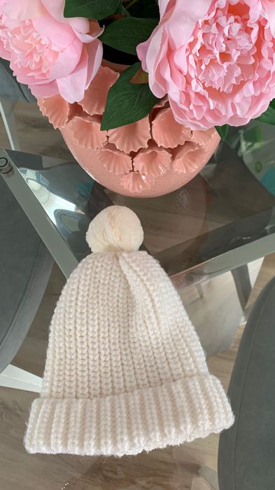 Gorro branco de senhora