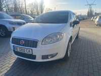 Fiat Linea 2011 року 1,6 л./бензин