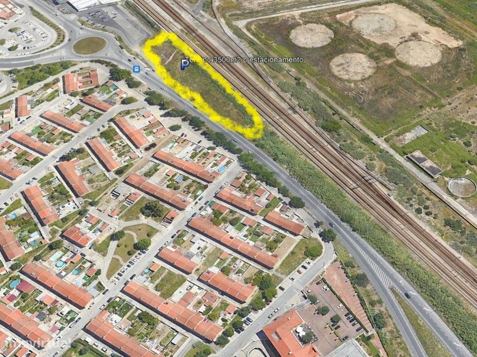 TERRENO P ESTACIONAMENTO C/3500M2 - Bobadela - 4.375€/Mês