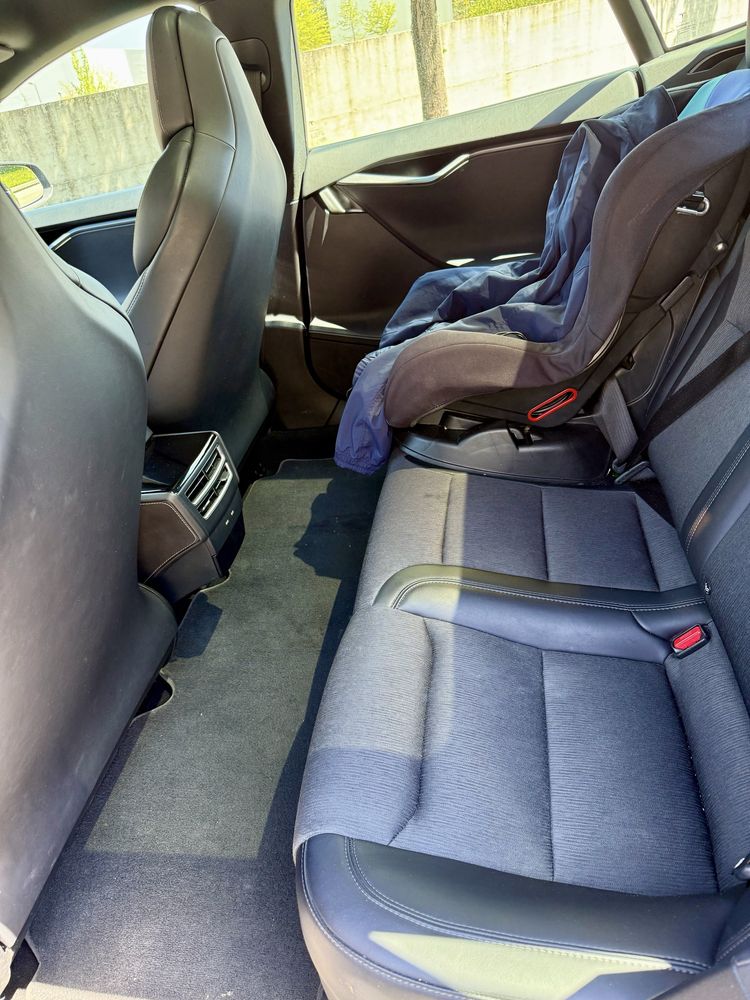 Tesla Model S Dual Motor 525cv - 2018/12 c Garantia