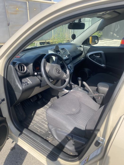 Продам RAV-4 toyota