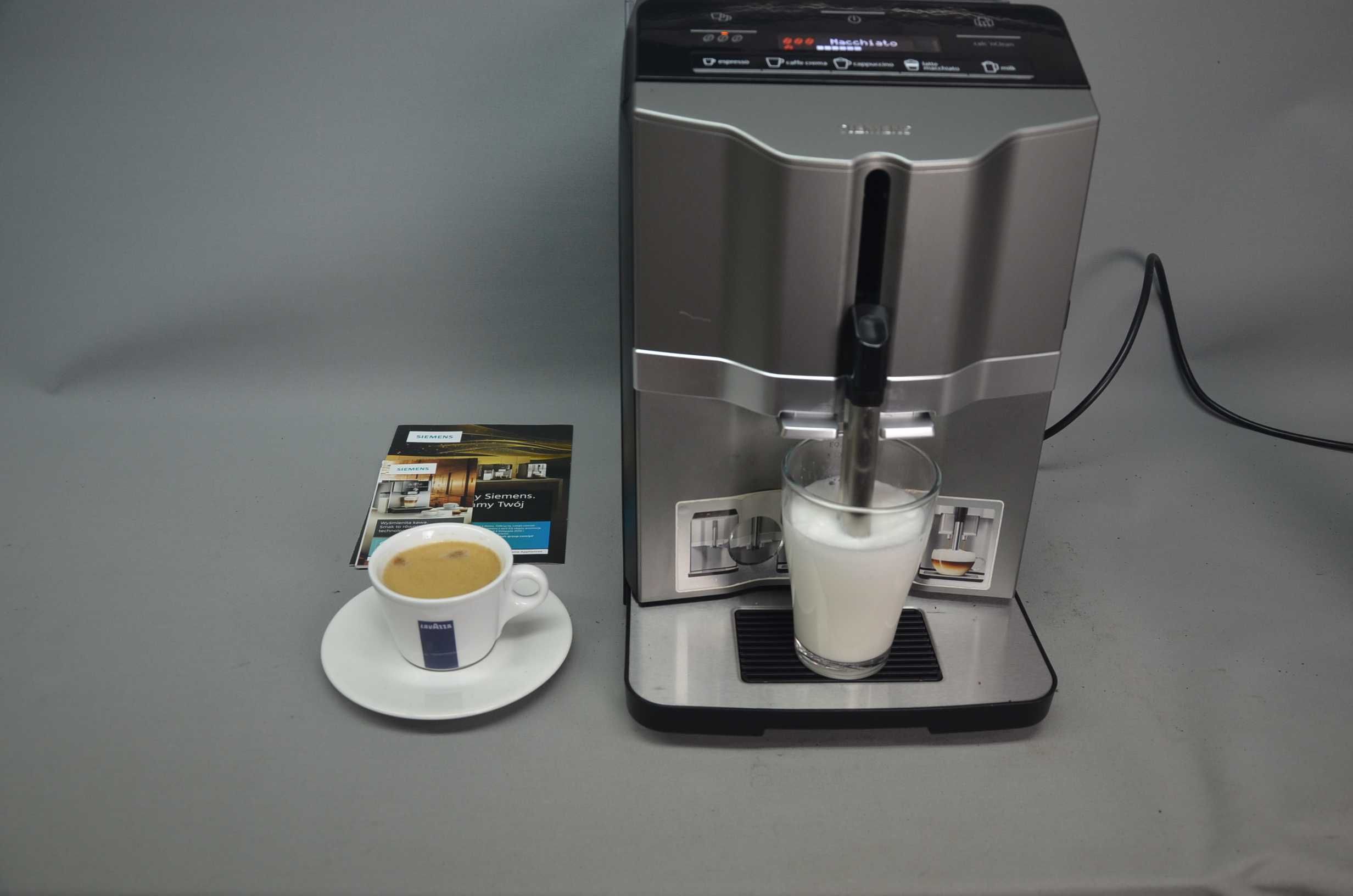 Siemens EQ.3 S300  Latte Macchiato automat ciśnieniowy ekspres do kawy
