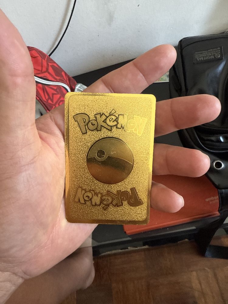 Cartas pokemon douradas vmax