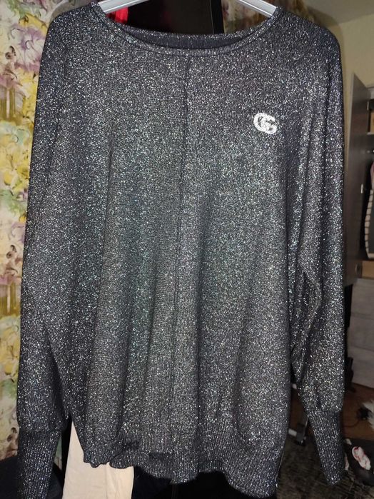 Жіночий   светрик