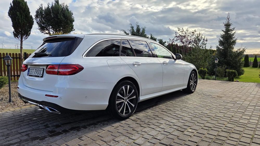 Mercedes-Benz Klasa E AMG Line E-Klasa E220d 4Matic