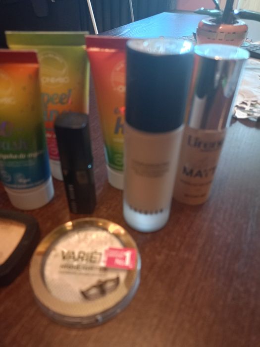 Zestaw kosmetykow bobbi Brown Eveline only bio Loreal wibo