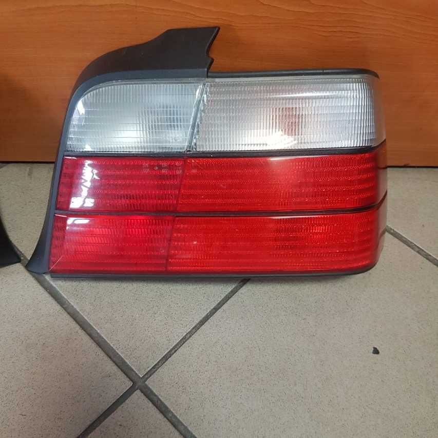 Lampa Prawa Tył BMW E36 Limuzyna