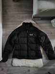 Kurtka Jack Wolfskin Rozmiar M Czarna Puchowa kurtka Jack Wolfskin