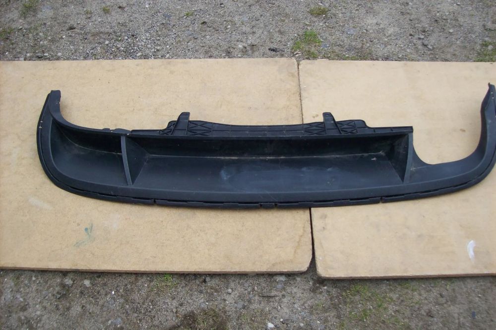 SPOJLER ZDERZAKA TYLNEGO VW PASSAT B7 KOMBI