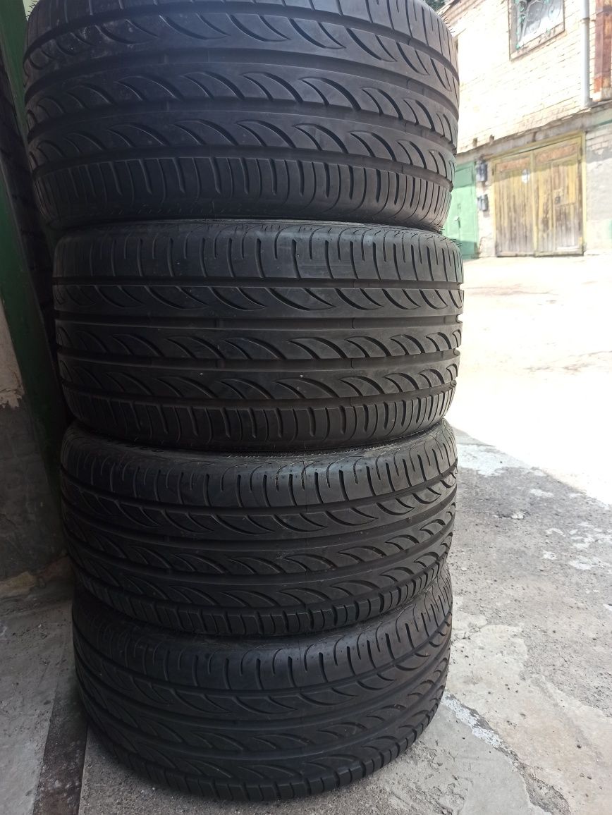 Шини Pirelli 235 35 R19