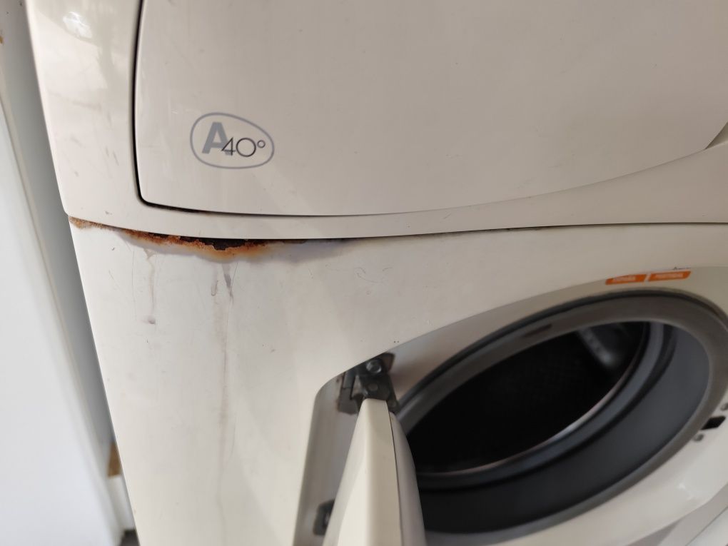 Máquina da roupa ariston