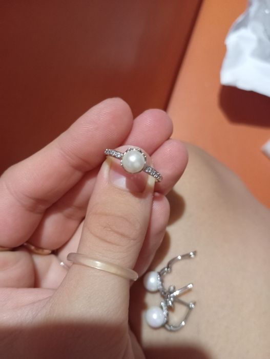 Продам новий набір сережки і кільце