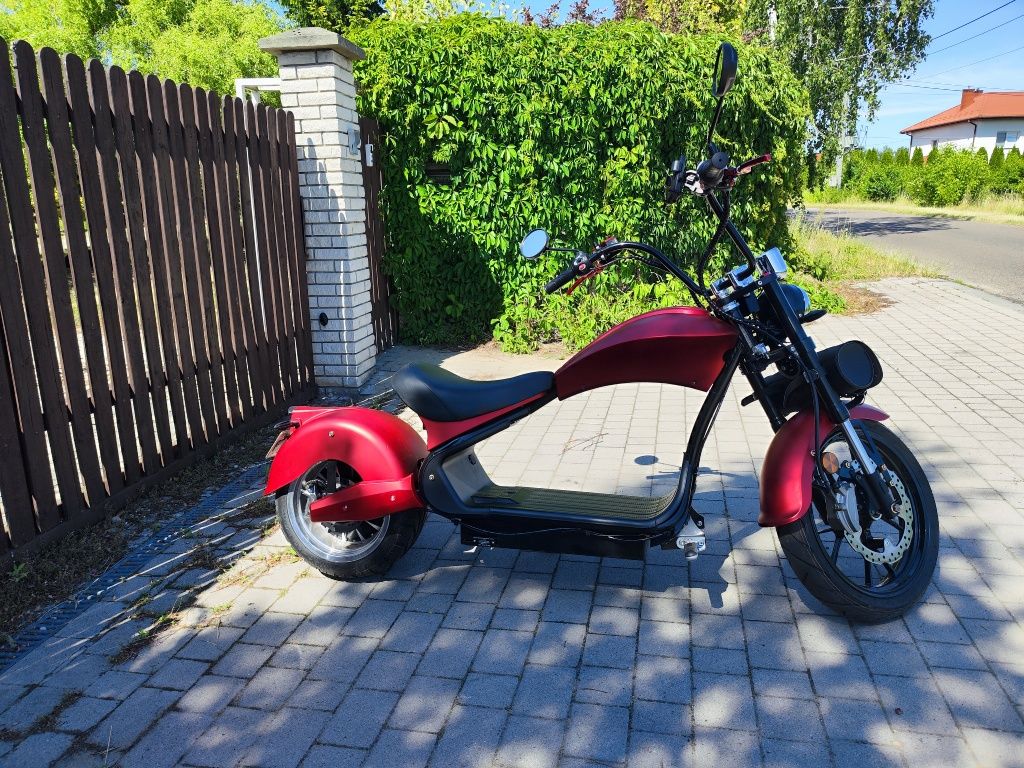 Skuter elektryczny chopper