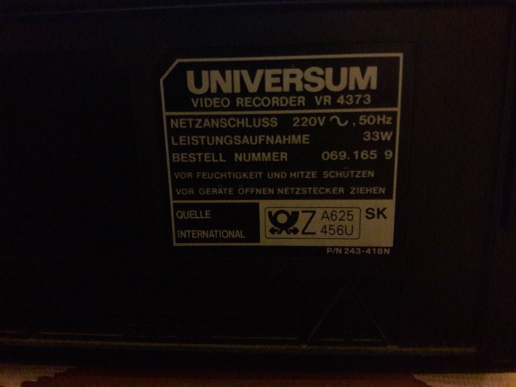 Magnetowid VHS Universum VR 4373