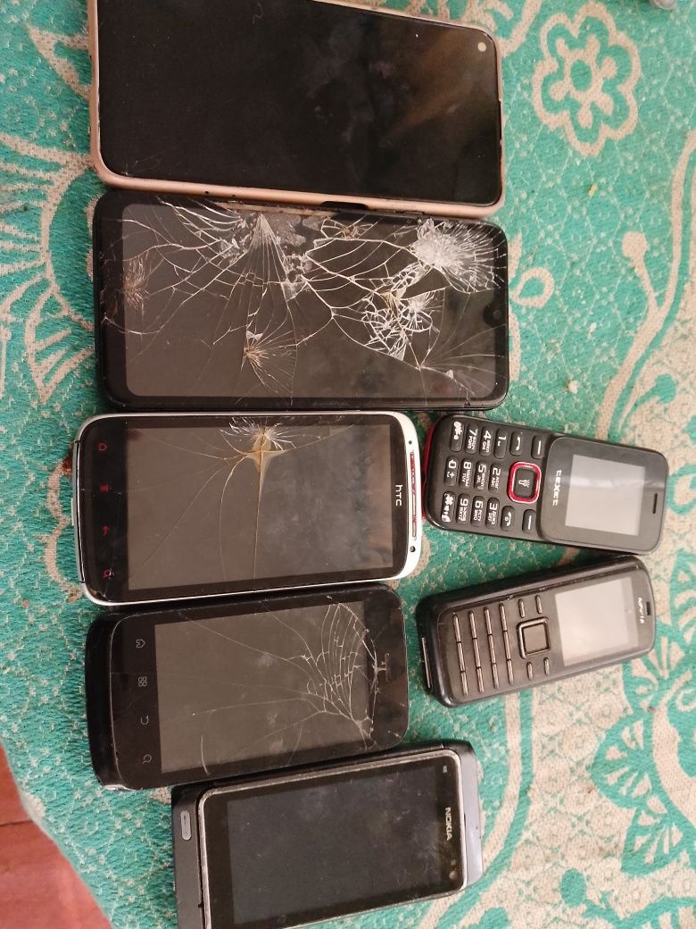 Продам телефони на зап