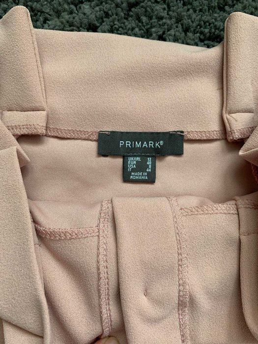 Спідниця , колір пудра, розмір 12