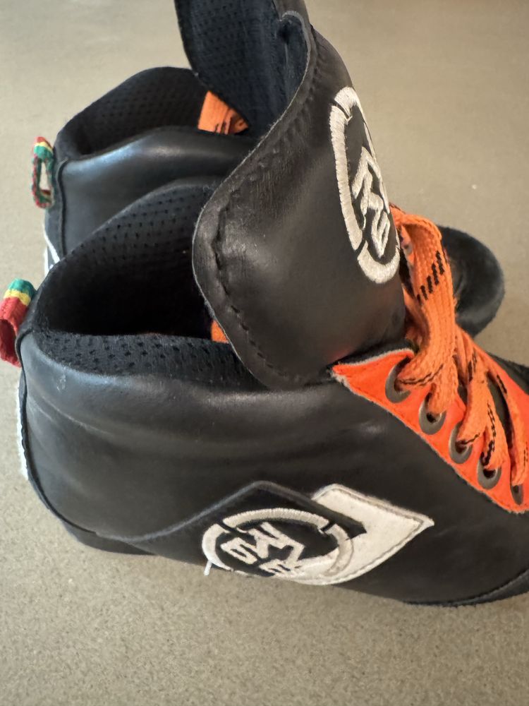 Botas RV66 Mini Champ Tamanho 32